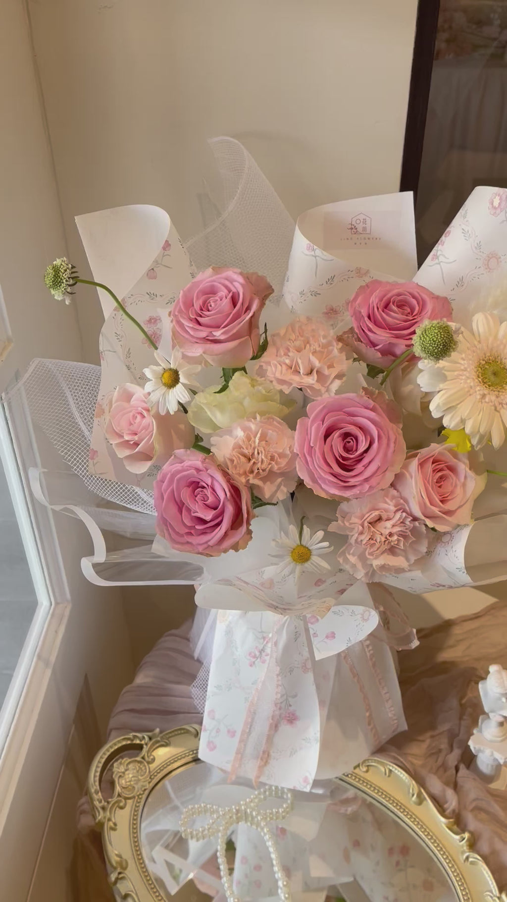 Cupid’s Kiss Bouquet